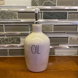 Rae Dunn oil cruet